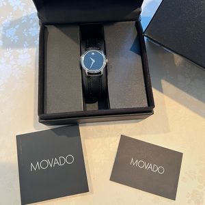 NEW！Movado museum classic womens watch 14.660.453